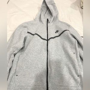 Nike Sportswear Tech Fleece Full Zip Hoodie & Joggers Set